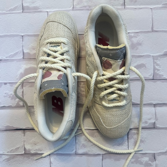 New Balance 550’s with patch work tongue - Picture 2 of 4